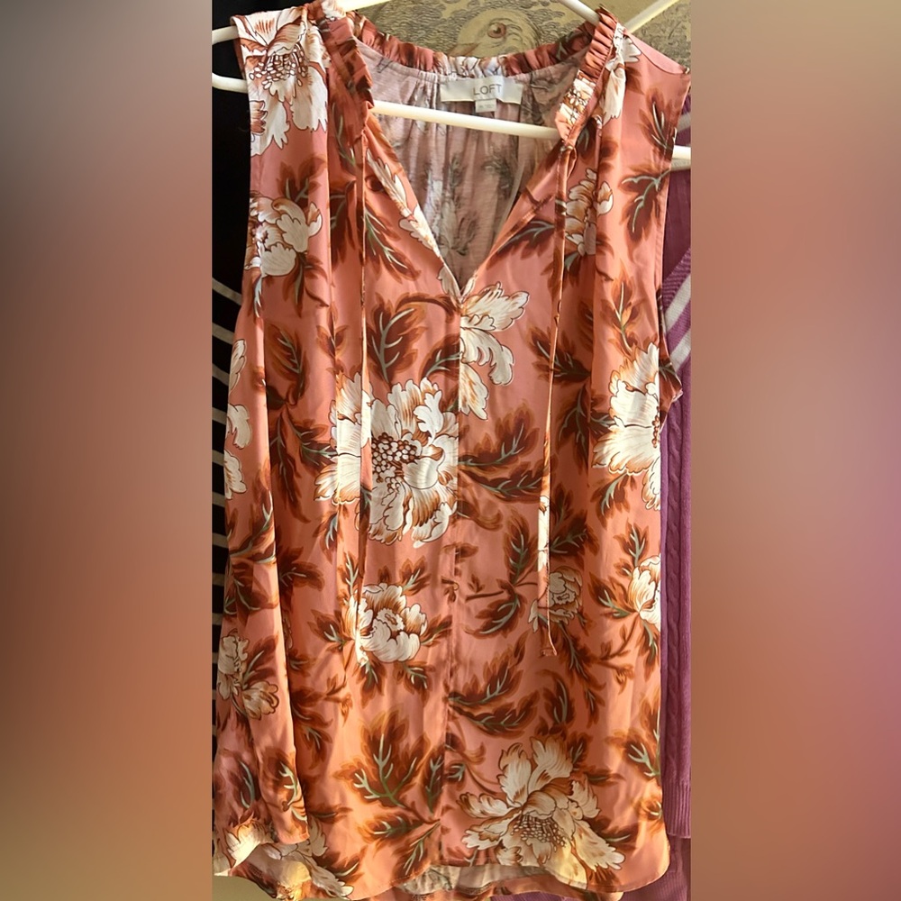 * New Loft Peach Pink Floral Ruffle Neck Sleeveless Top Blouse Boho SZ Medium *
